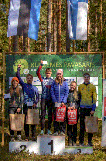 Orientesanas sacensību apbalvosana