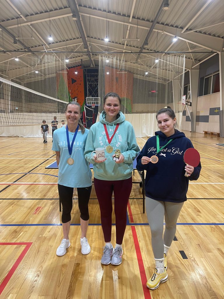 galda tenisa turnīrs 