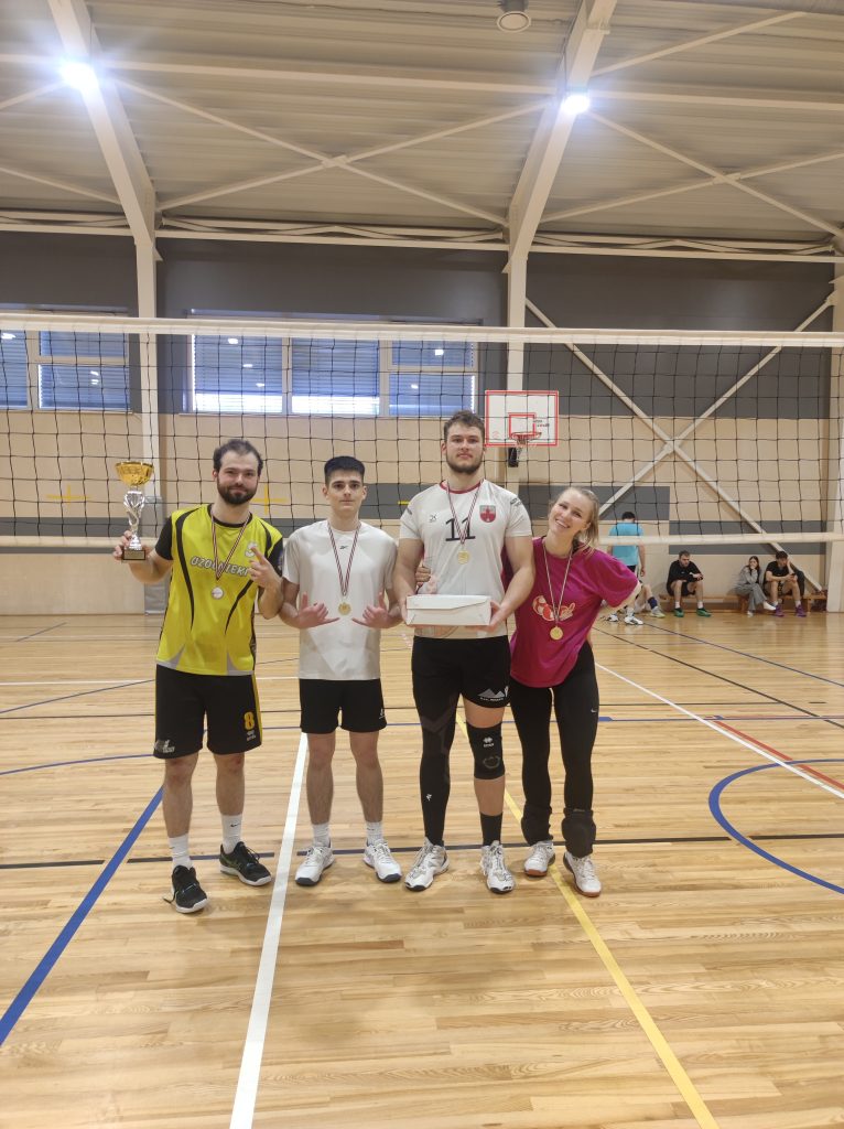 volejbola turnīrs 
