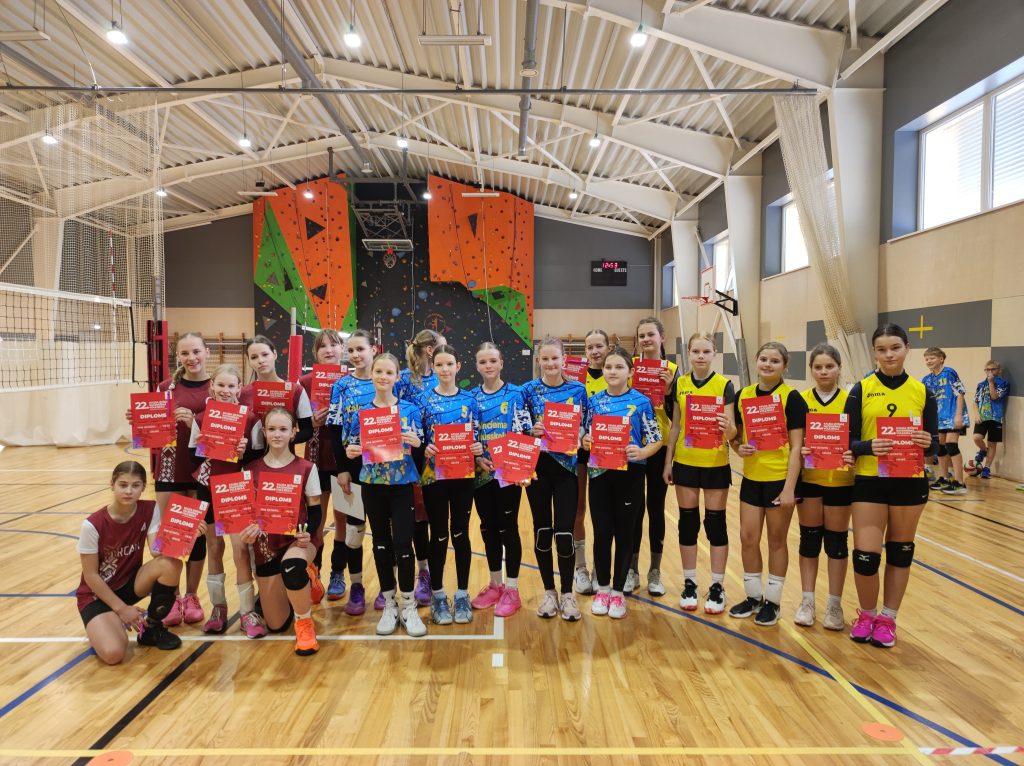 volejbola sacensību apbalvošana