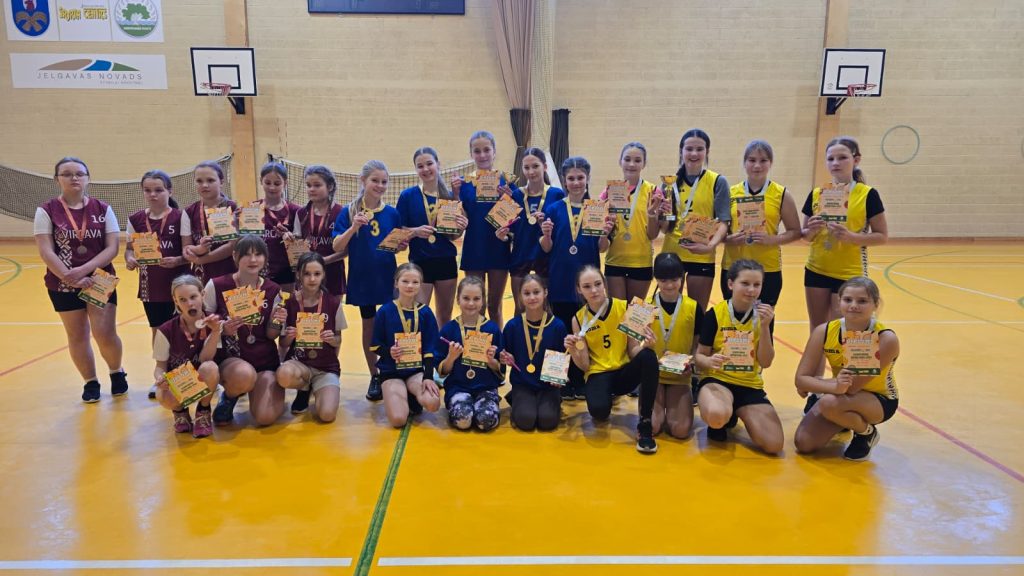 Tautas bumbas sacensības