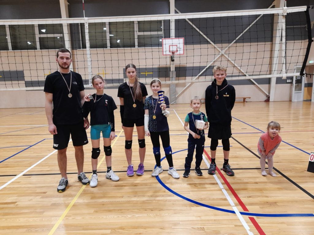 volejbola turnīra apbalvošana