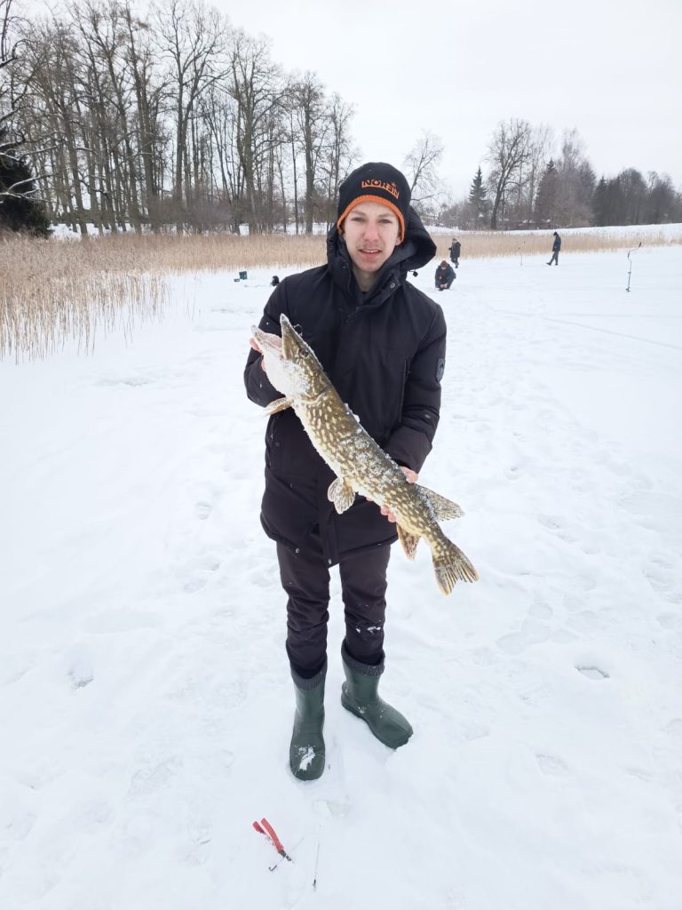 Zemledus makšķerēšana