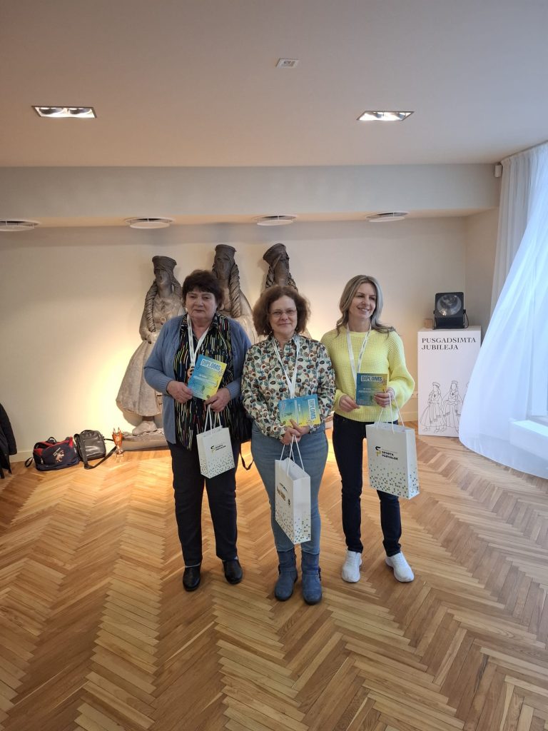 sacensību zolē apbalvošana