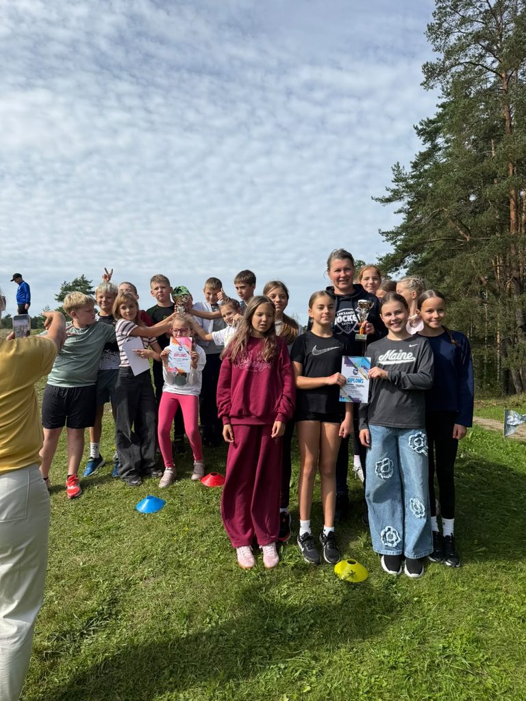 skolenu sporta speles 