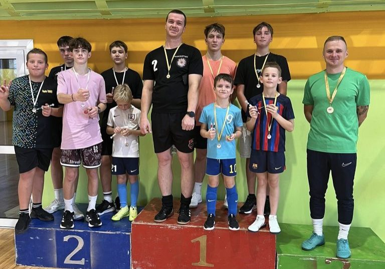 futbola turnīra apbalvošana