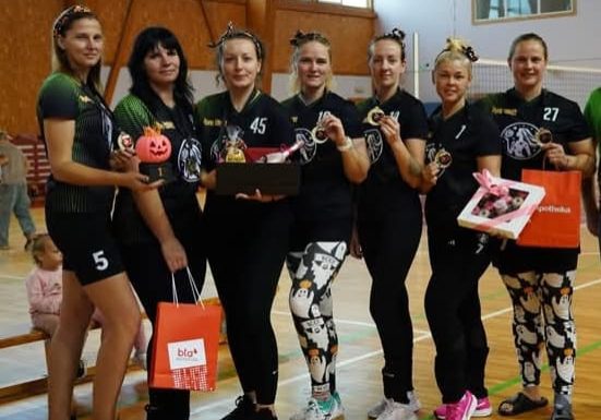 komanda Visas zvaigznes