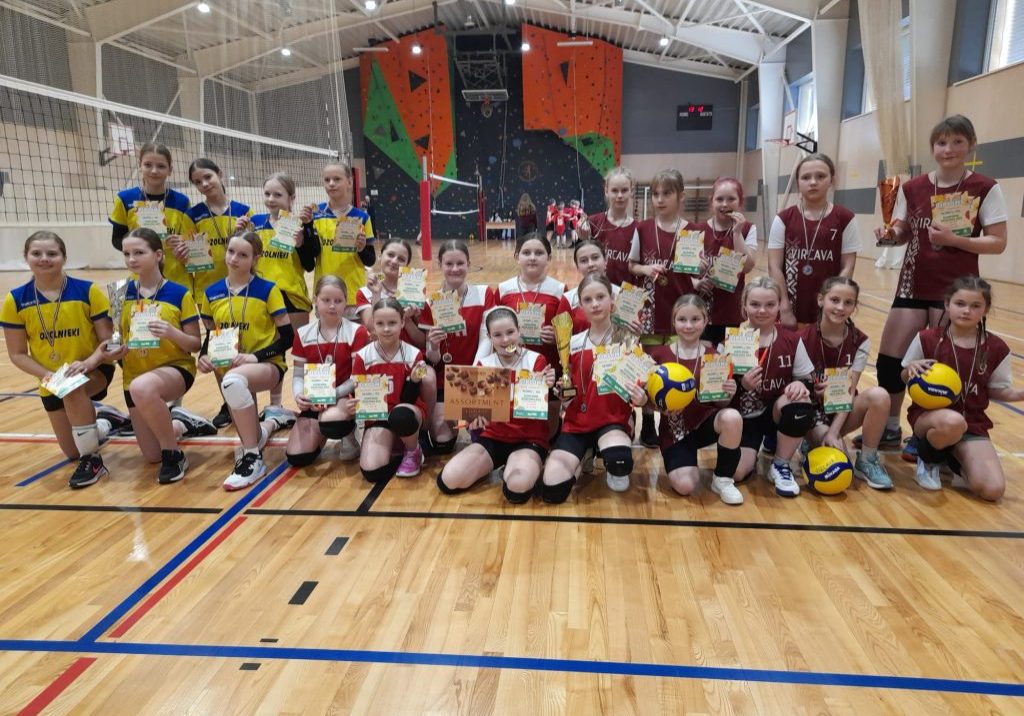 volejbola komandu apbalvosana